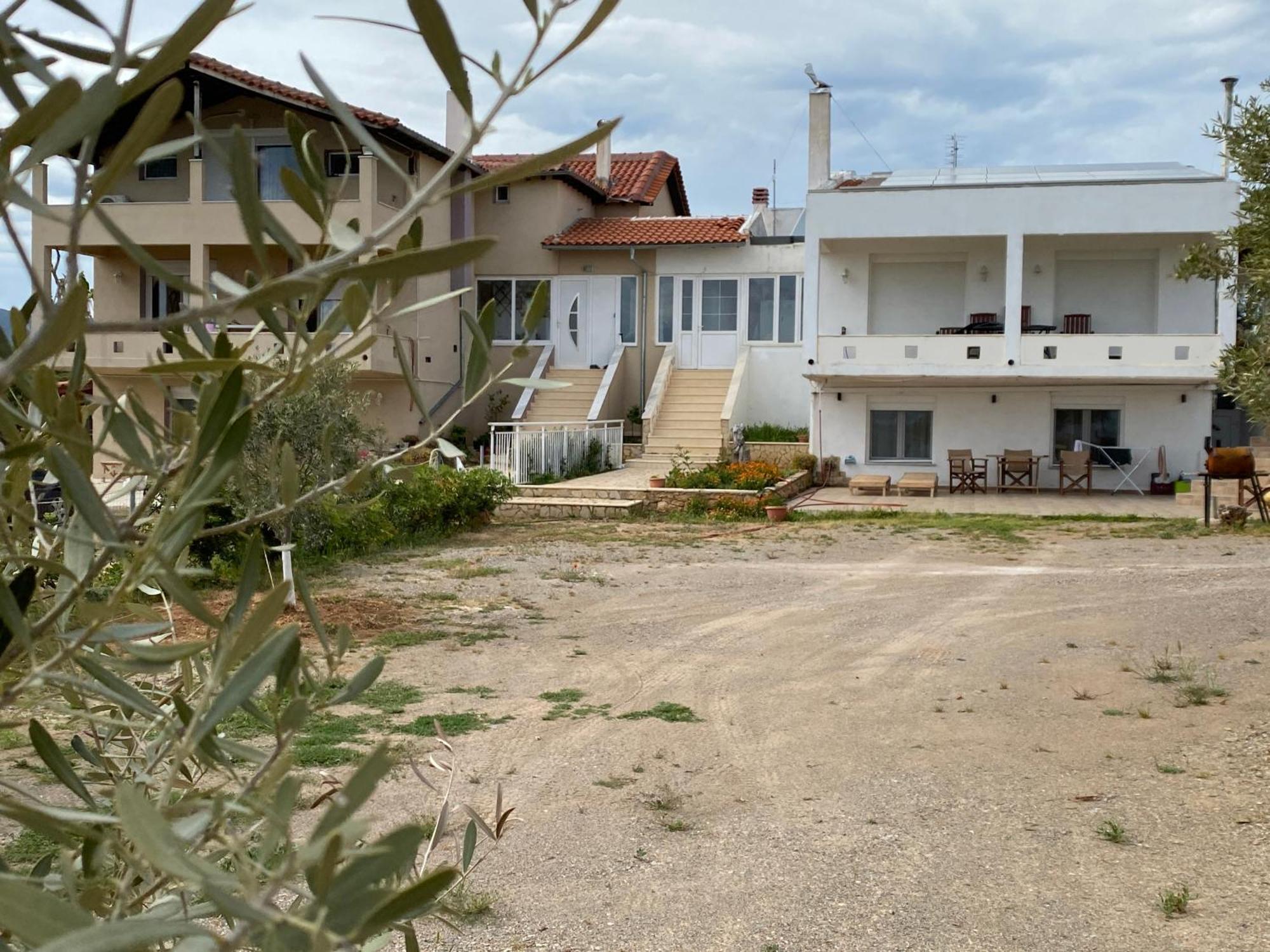 The Hillhouse Near Holiday home Alexandroupoli
